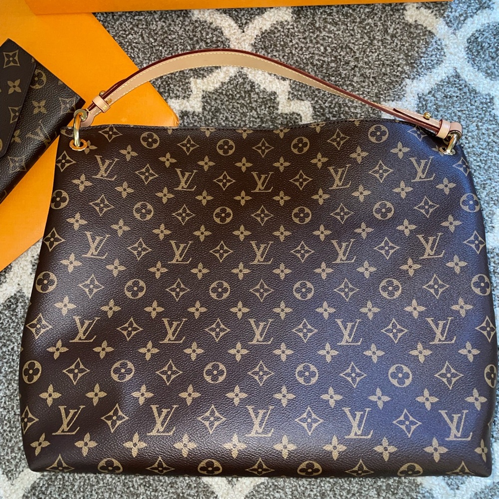 Louis Vuitton Monogram Graceful MM 
*bag only* - Picture 8 of 12